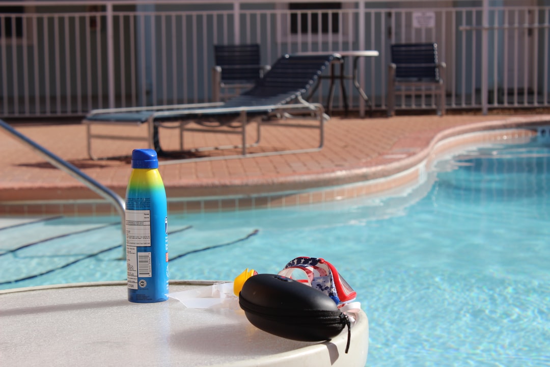 Digital thermometer for monitoring cold plunge water temperature