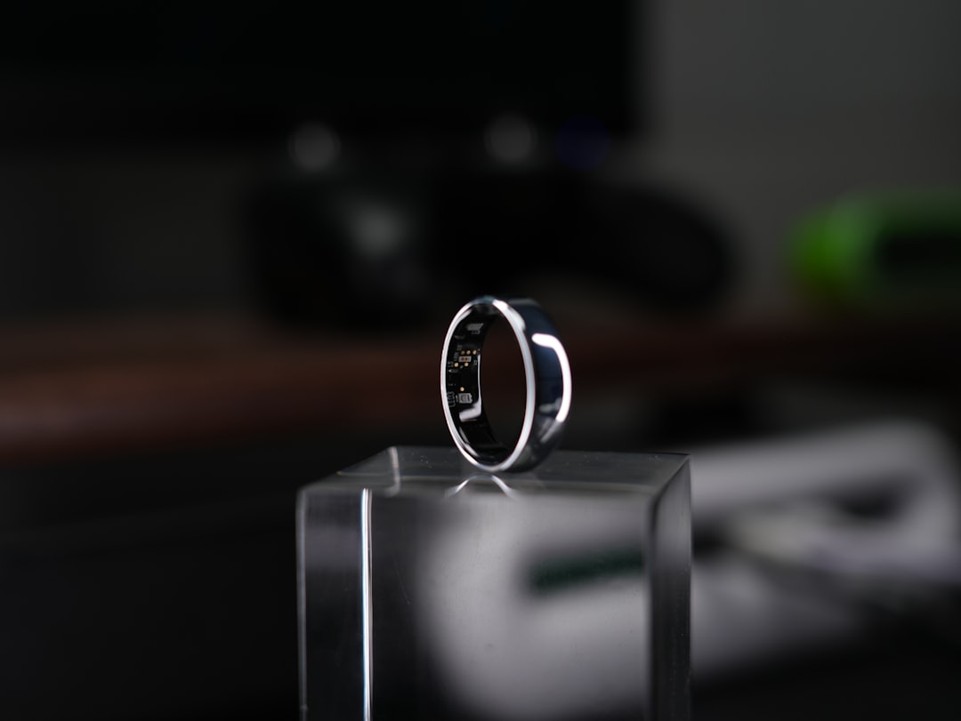 Smart ring charging dock with portable case design