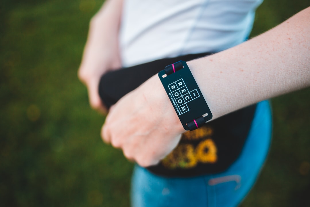 Morning run with wearable device tracking activity
