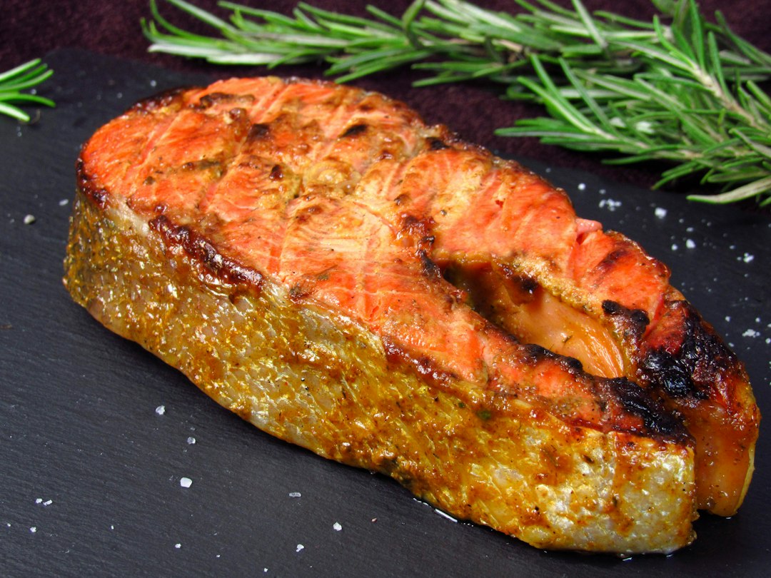 Grilled salmon fillet served fresh